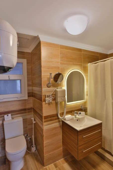 Parkside Boutique 3 Bbr Serviced Apartment - Ocean Blue - Near Airport Kairo Eksteriør bilde